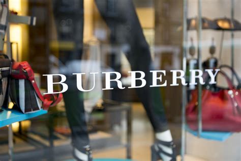 How Burberry’s Digital Transformation is Driven By Consumer 